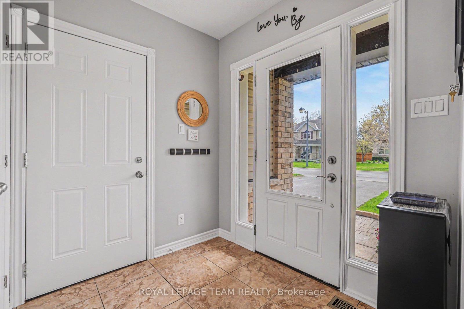 77 Chanonhouse Drive, Ottawa, Ontario  K0A 2Z0 - Photo 3 - X13124292
