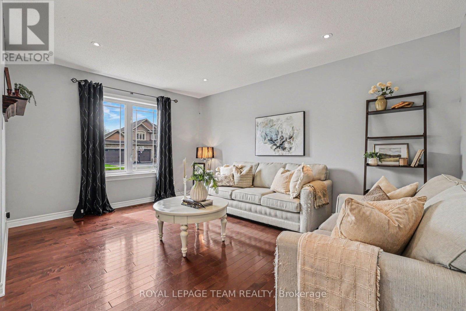 77 Chanonhouse Drive, Ottawa, Ontario  K0A 2Z0 - Photo 4 - X13124292