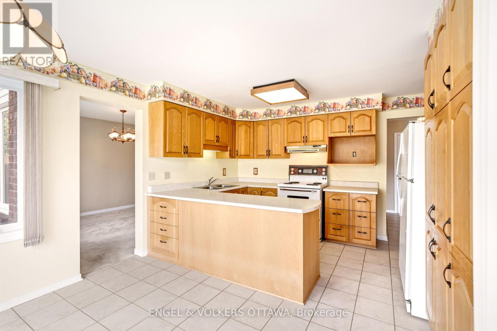 90 Topley Crescent, Ottawa, Ontario  K1G 4M6 - Photo 10 - X13124462