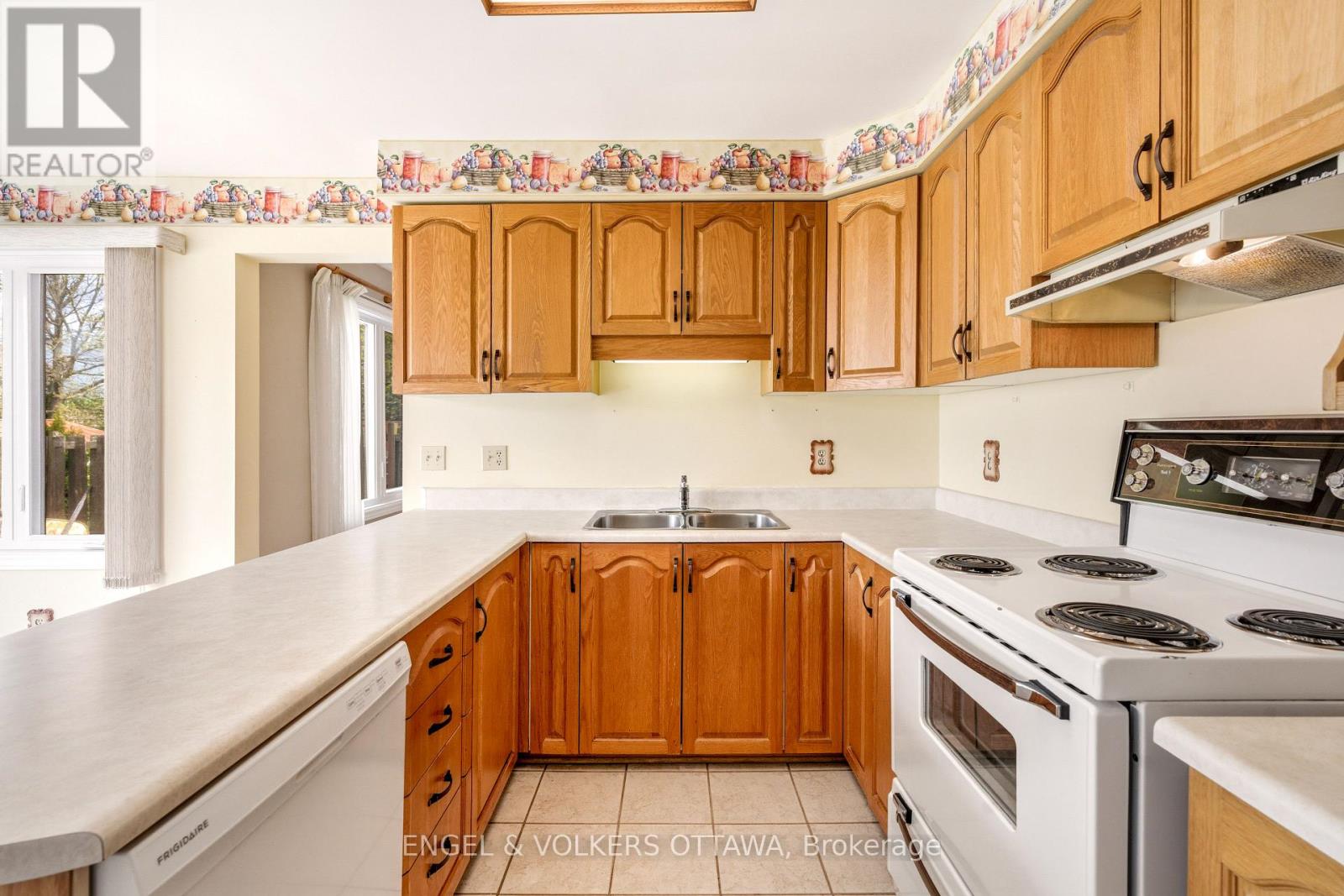 90 Topley Crescent, Ottawa, Ontario  K1G 4M6 - Photo 16 - X13124462