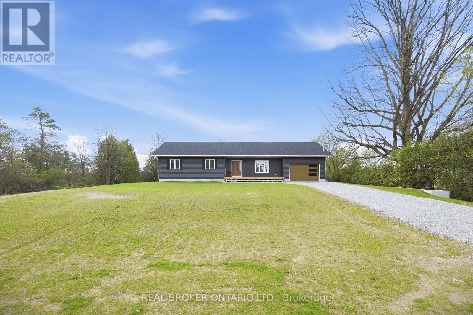 7367 Roger Stevens Drive, Montague, Ontario  K7A 4S6 - Photo 4 - X13124492