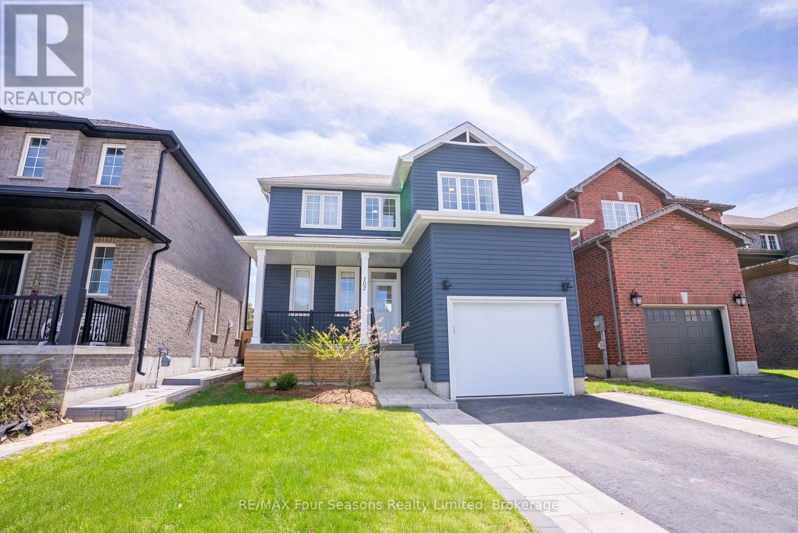 107 Lockerbie Crescent, Collingwood, Ontario  L9Y 4S1 - Photo 1 - S13124272