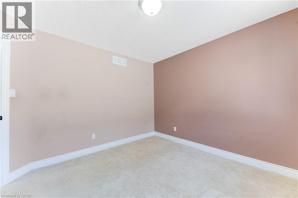 437 Beaumont Crescent, Kitchener, Ontario  N2A 0C4 - Photo 30 - 40827376