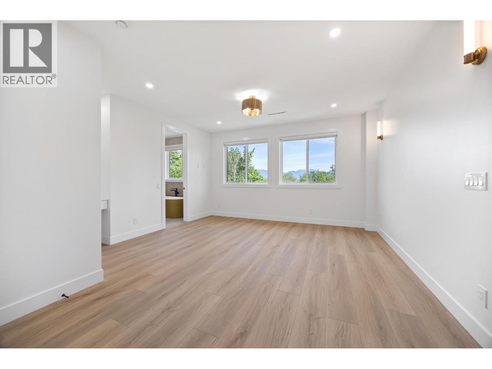 2 6037 Service Street, Burnaby, British Columbia  V5H 1V7 - Photo 26 - R3120969
