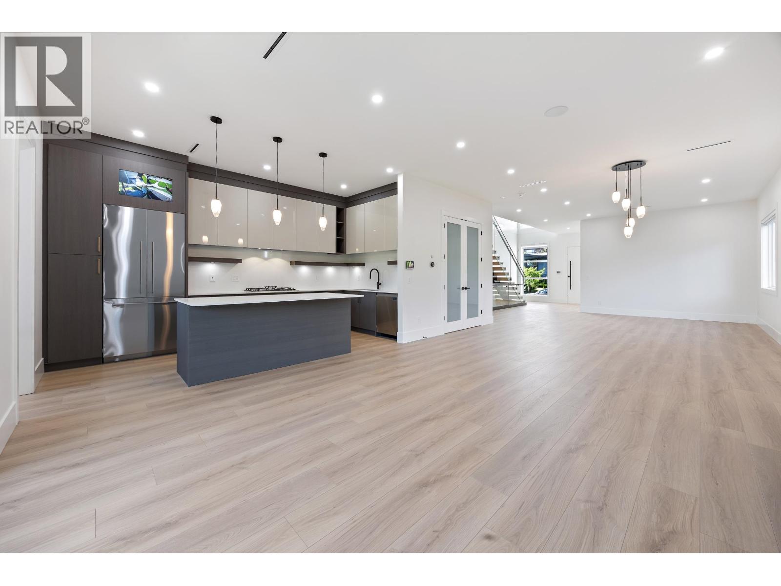 2 6037 Service Street, Burnaby, British Columbia  V5H 1V7 - Photo 9 - R3120969