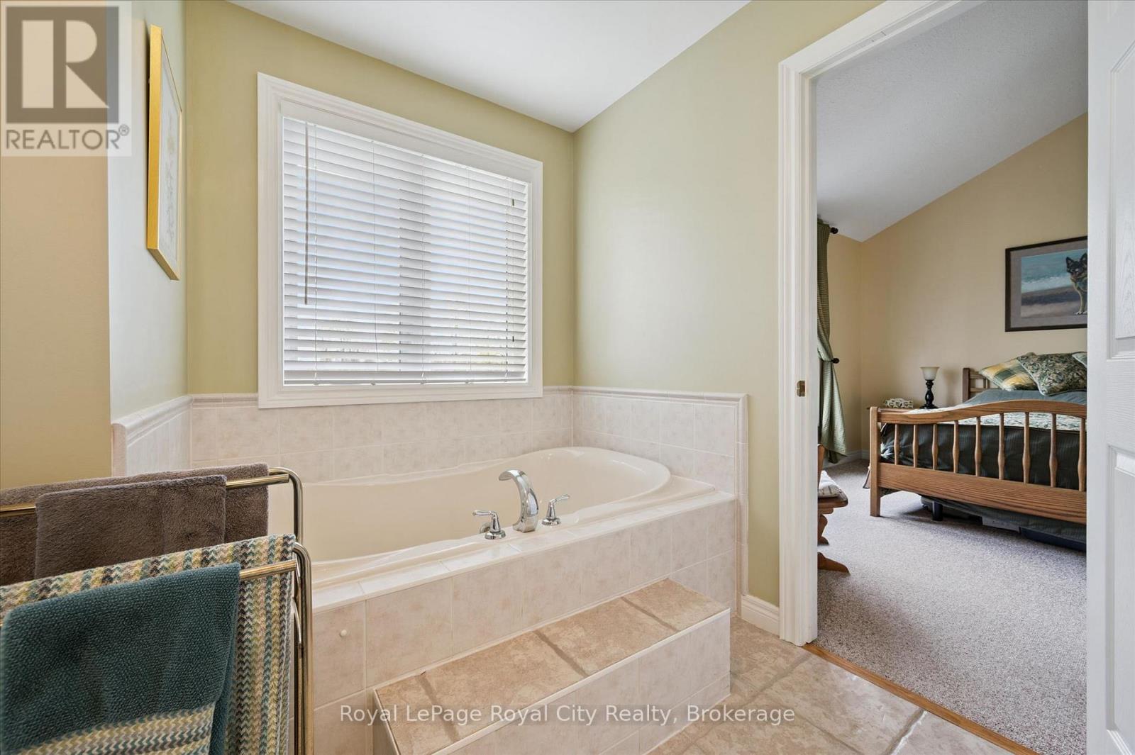 8284 Indian Trail, Guelph/eramosa, Ontario  N0B 2K0 - Photo 18 - X13124528