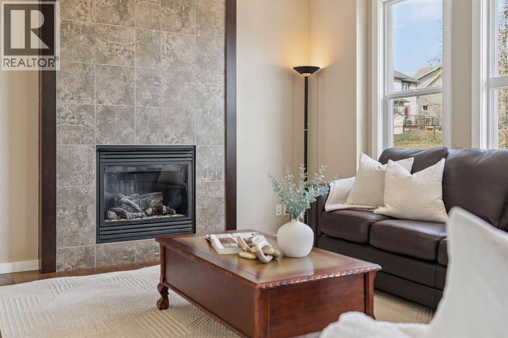161 Heritage Bay, Cochrane, Alberta  T4C 0L5 - Photo 6 - A2305909
