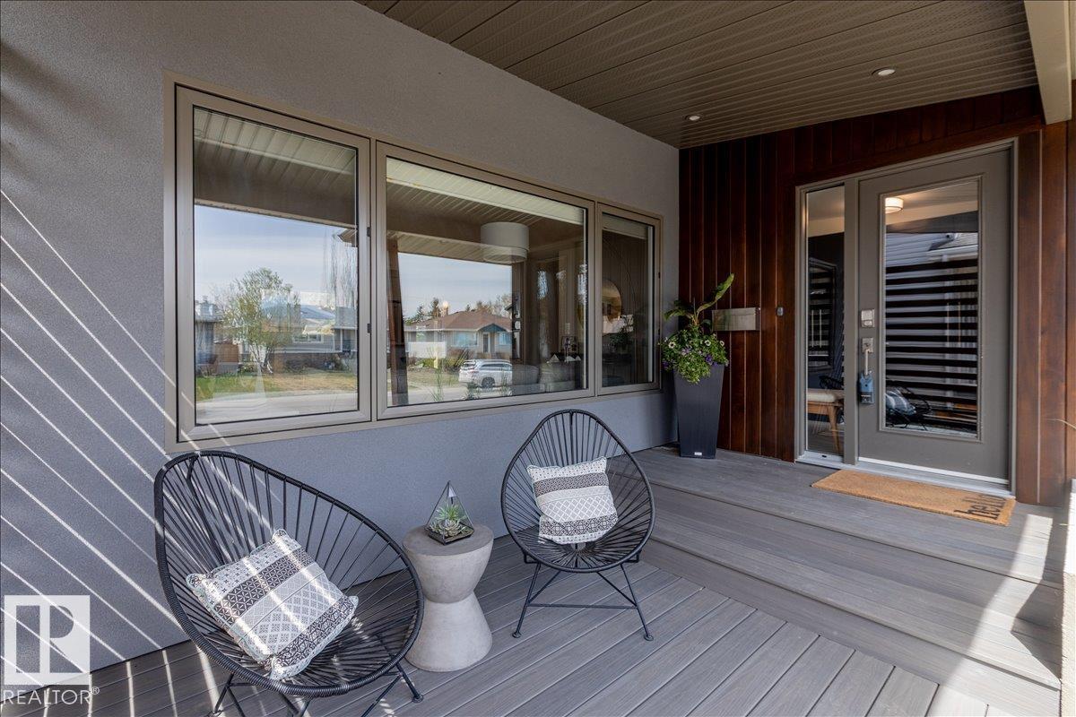 8944 146a St Nw, Edmonton, Alberta  T5R 0X1 - Photo 4 - E4487463