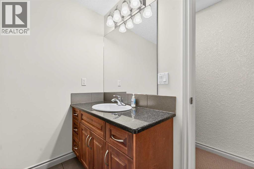 388 Grizzly Crescent N, Lethbridge, Alberta  T1H 4E6 - Photo 39 - A2302289