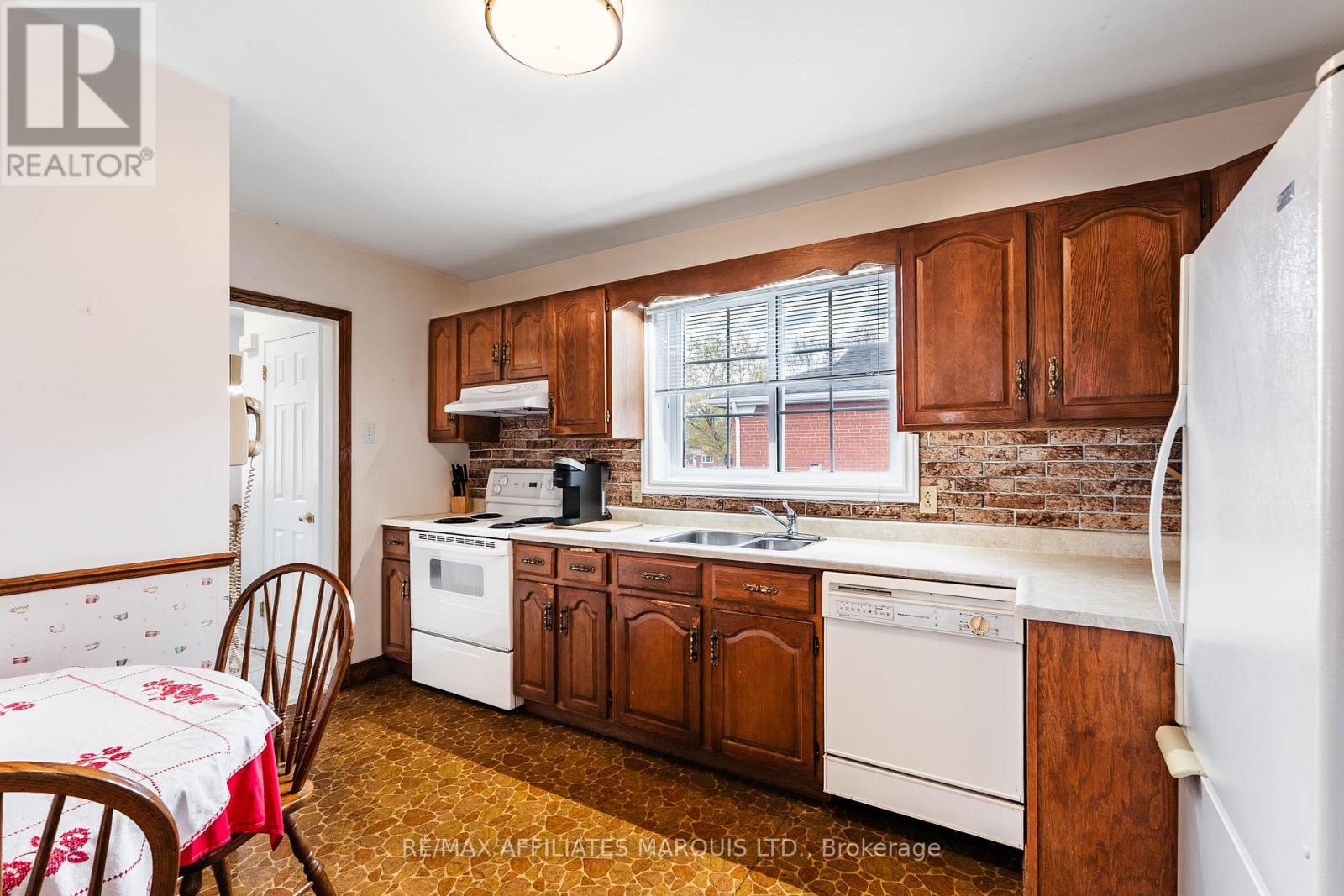 1009 Leonard Avenue, Cornwall, Ontario  K6J 1M1 - Photo 13 - X13124400