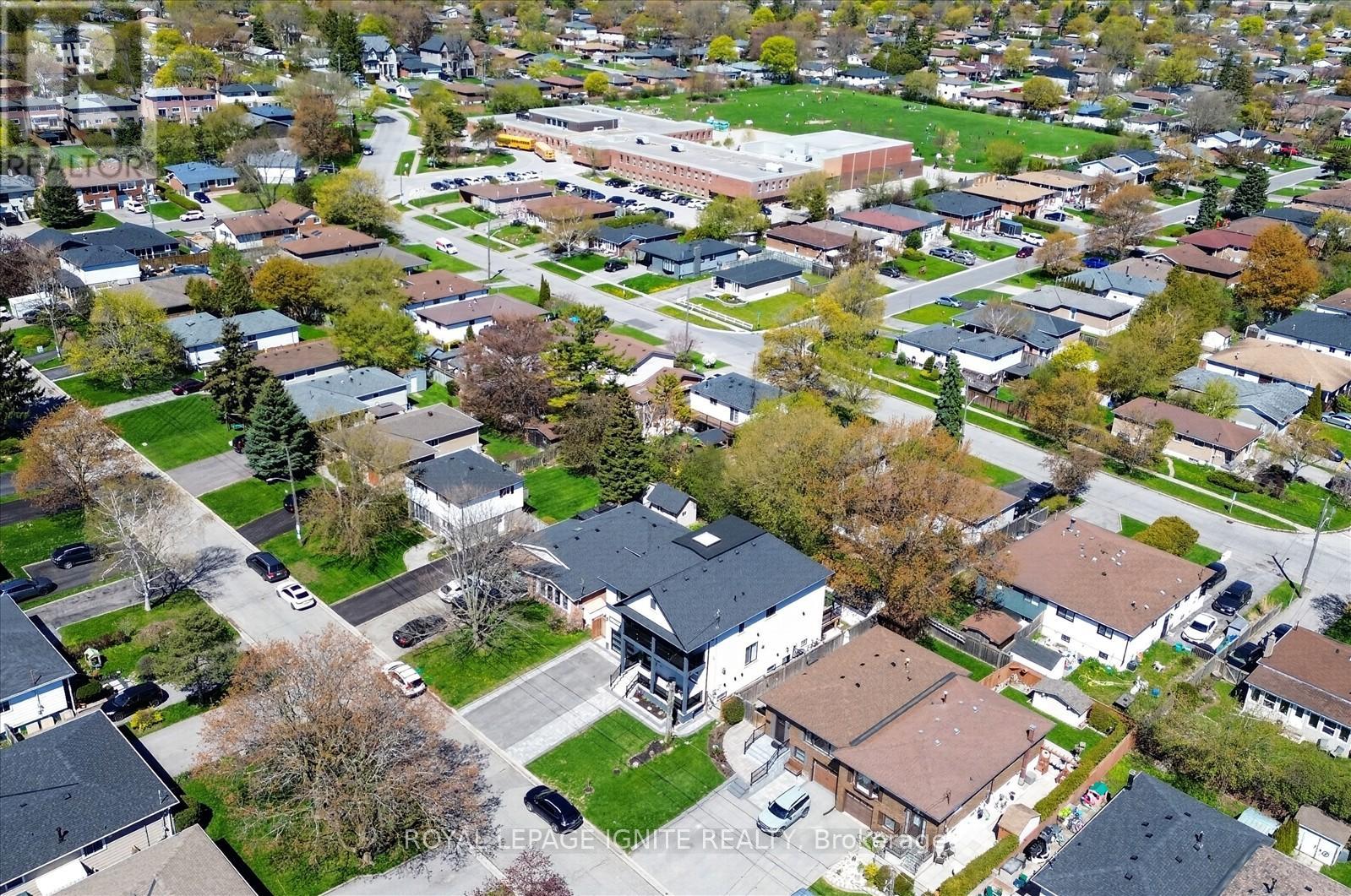 958 Mink Street, Pickering, Ontario  L1W 2G5 - Photo 48 - E13122486