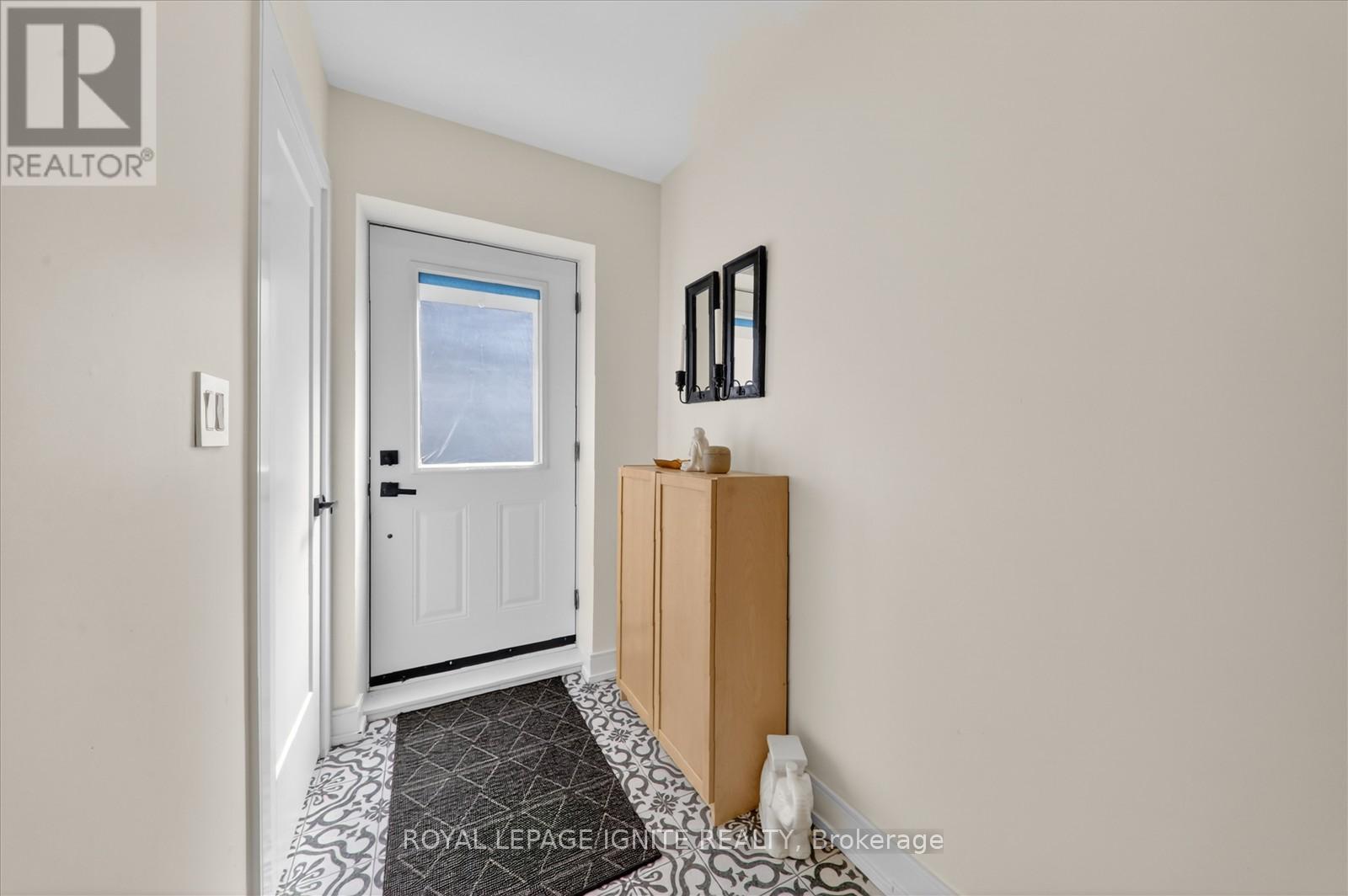 958 Mink Street, Pickering, Ontario  L1W 2G5 - Photo 44 - E13122486