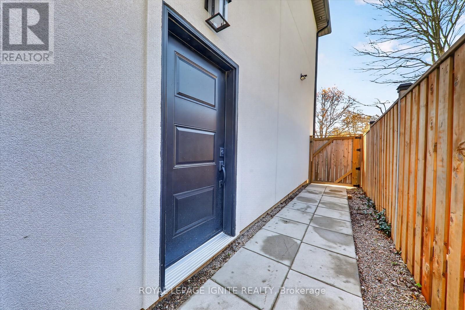958 Mink Street, Pickering, Ontario  L1W 2G5 - Photo 46 - E13122486
