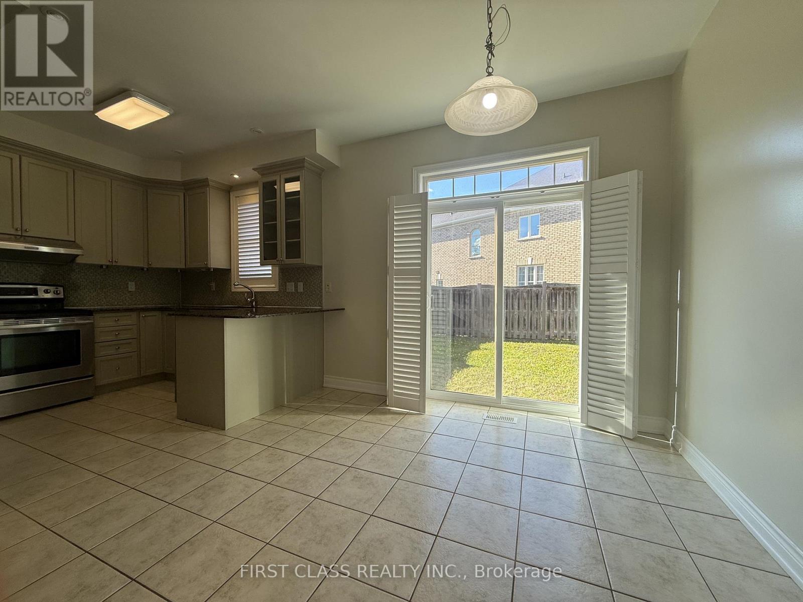 36 Princess Diana Drive, Markham, Ontario  L6C 0G8 - Photo 3 - N13108630