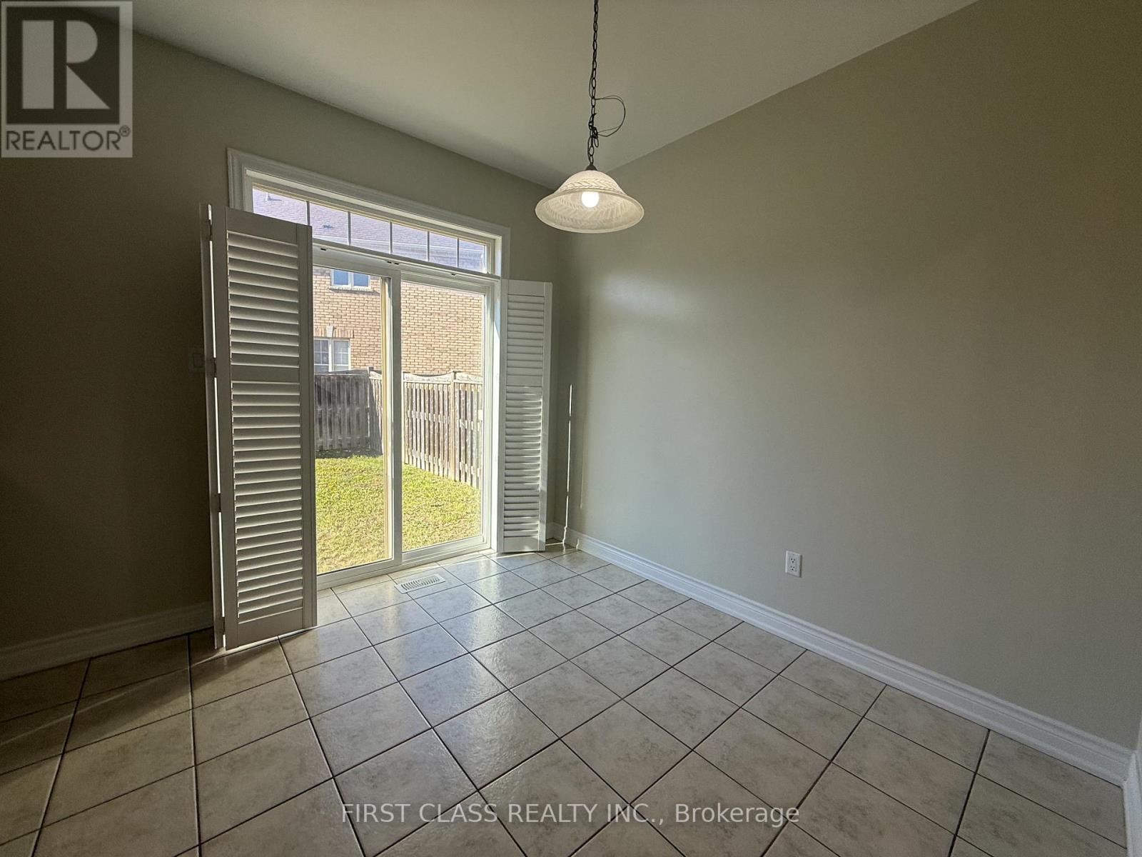 36 Princess Diana Drive, Markham, Ontario  L6C 0G8 - Photo 5 - N13108630