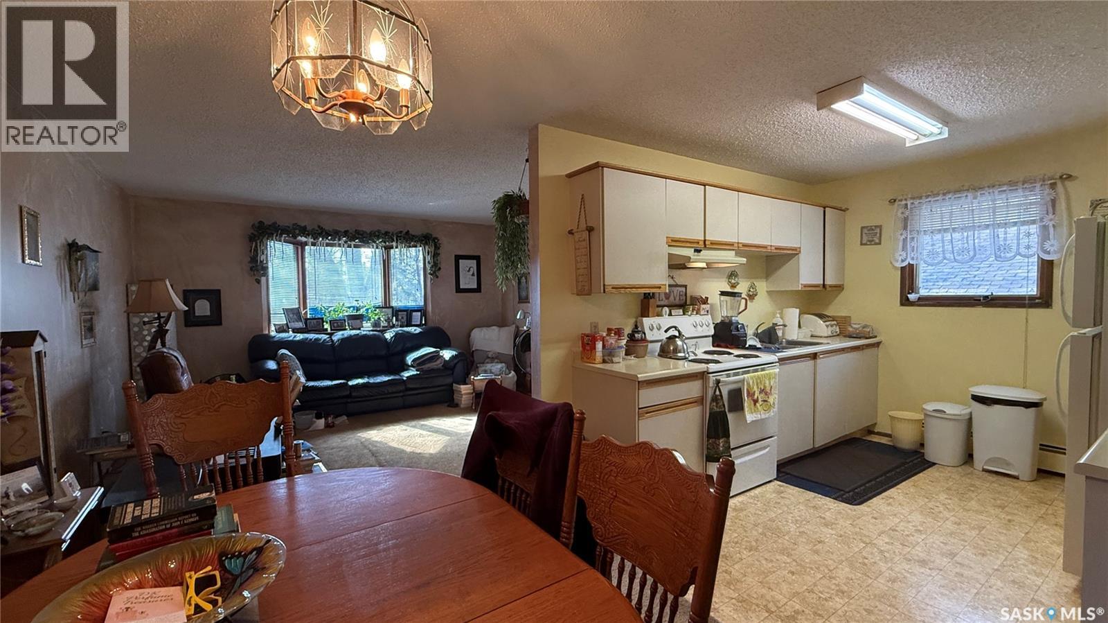 1632 101st Street, North Battleford, Saskatchewan  S9A 1G9 - Photo 6 - SK035623