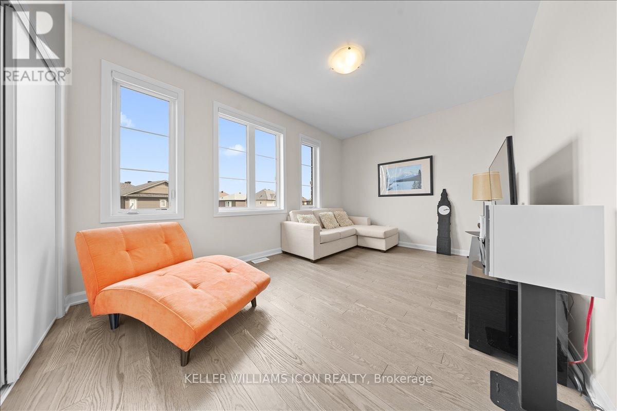 352 Cloyne Crescent, Ottawa, Ontario  K2J 6W4 - Photo 35 - X12974310