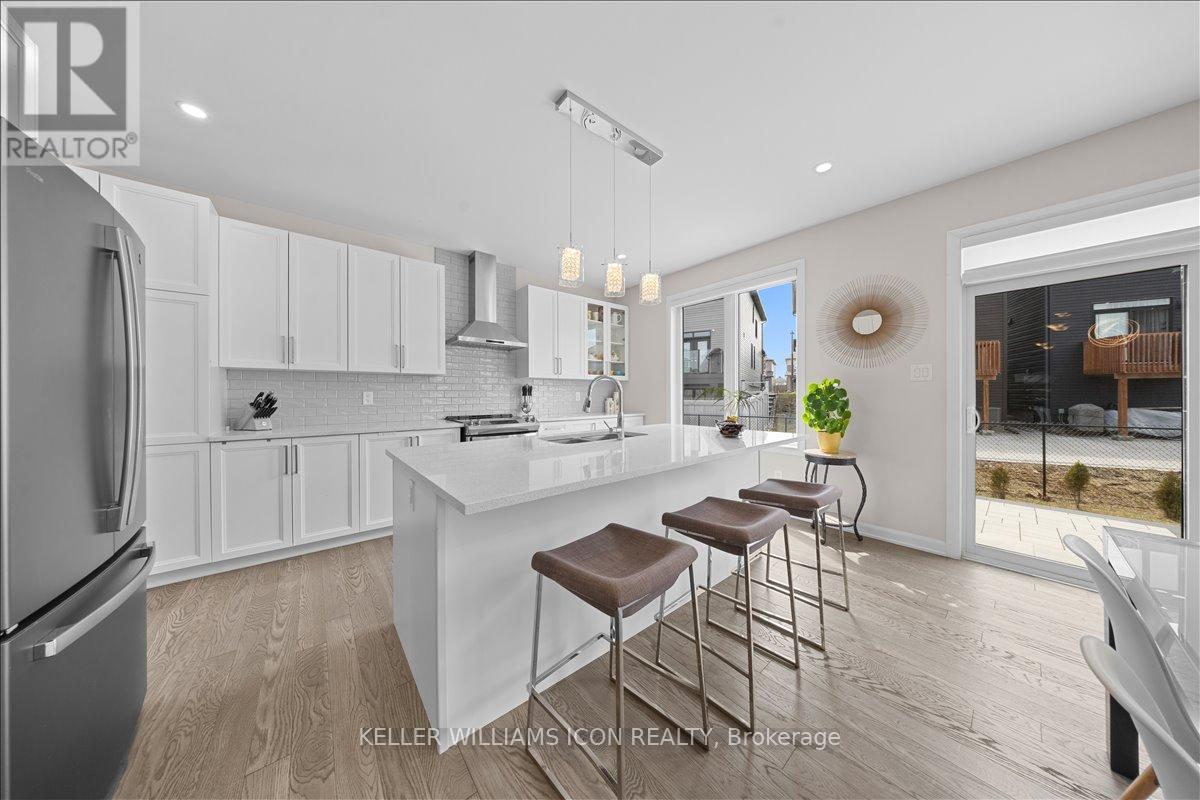 352 Cloyne Crescent, Ottawa, Ontario  K2J 6W4 - Photo 14 - X12974310