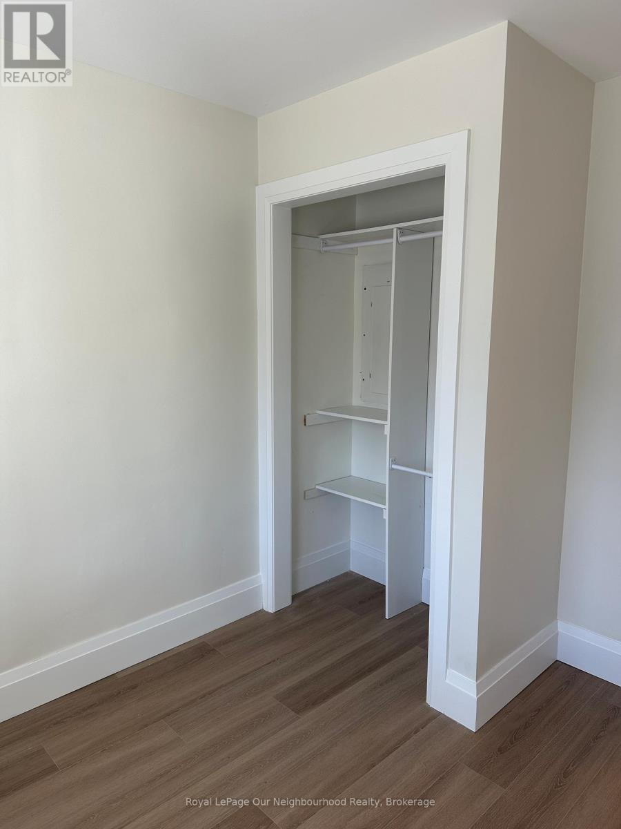 2 - 659 Vaughan Road, Toronto, Ontario  M6E 2Y4 - Photo 7 - C13124268