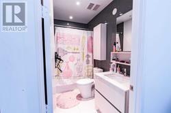 105 - 377 Madison Avenue, Toronto, Ontario  M4V 3E1 - Photo 8 - C13124318