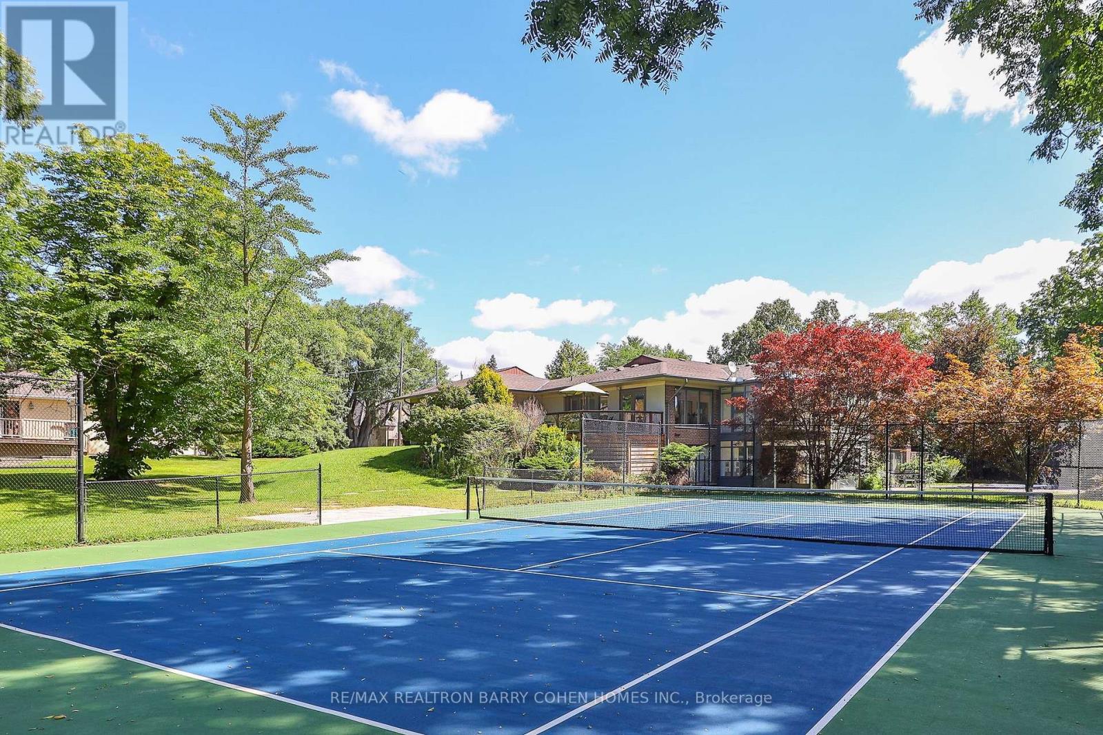 5 Purling Place, Toronto, Ontario  M3B 1V4 - Photo 4 - C13124336
