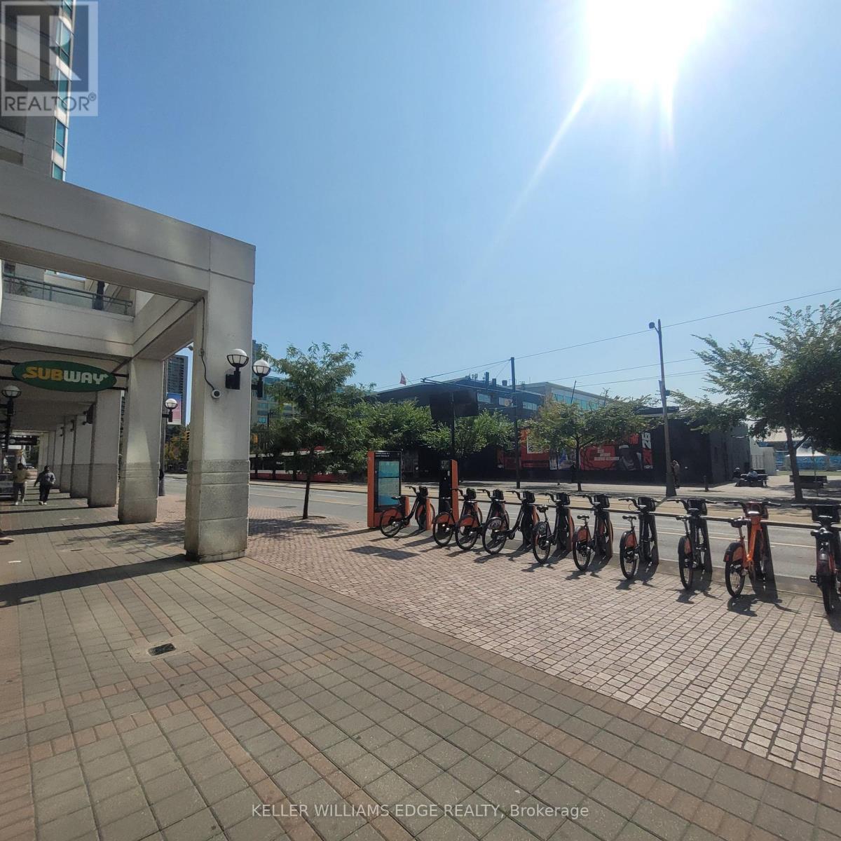 2203 - 228 Queens Quay W, Toronto, Ontario  M5J 2X1 - Photo 3 - C13124366
