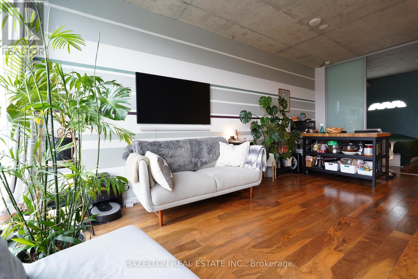 423 - 32 Trolley Crescent, Toronto, Ontario  M5A 0E8 - Photo 4 - C13124418