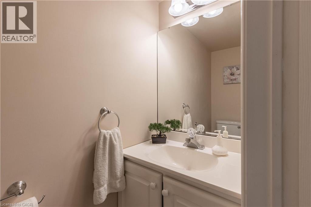 8142 Costabile Drive Unit# 13, Niagara Falls, Ontario  L2H 3M3 - Photo 21 - 40812561