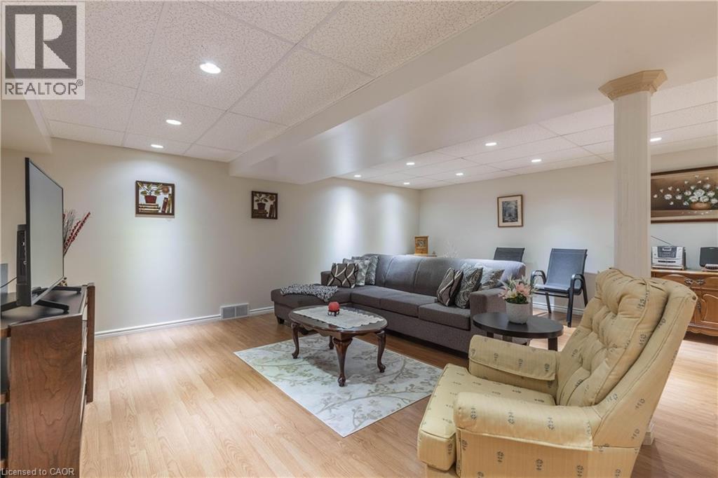 8142 Costabile Drive Unit# 13, Niagara Falls, Ontario  L2H 3M3 - Photo 23 - 40812561