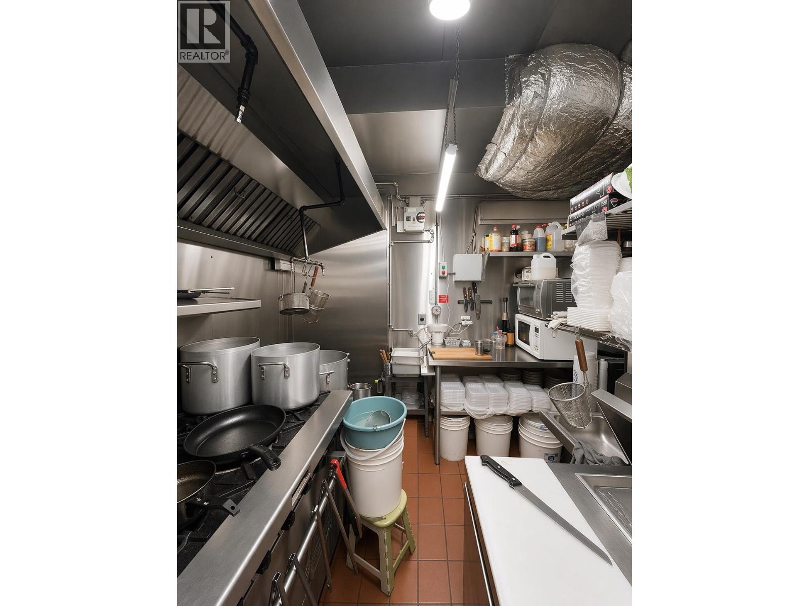 1822 W Broadway, Vancouver, British Columbia  V6J 1Y9 - Photo 8 - C8078735
