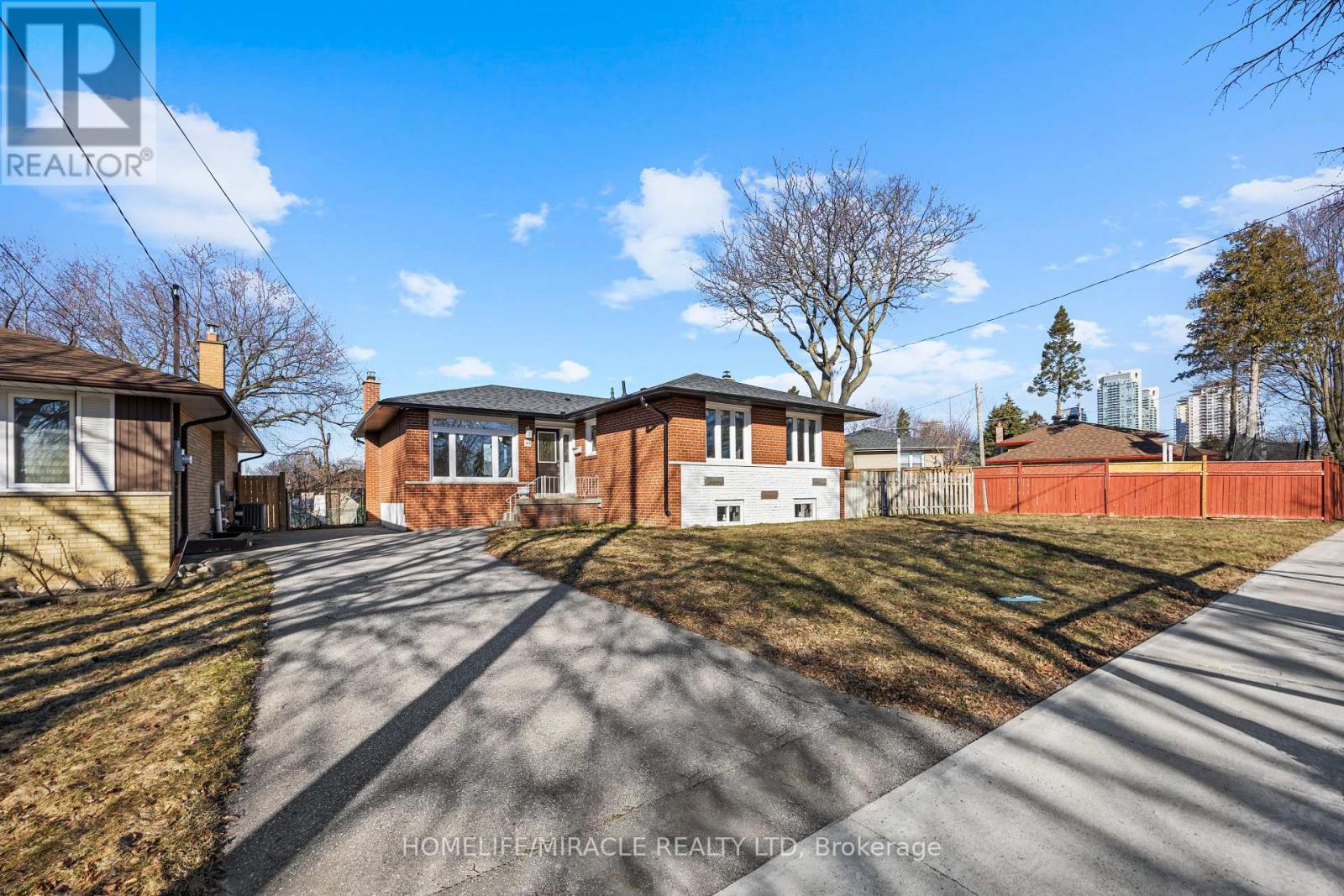 46 FLINTWICK DRIVE, Toronto, Ontario