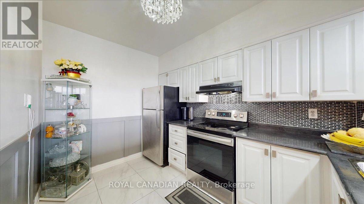 1011 - 410 Mclevin Avenue, Toronto, Ontario  M1B 5J5 - Photo 5 - E13124516