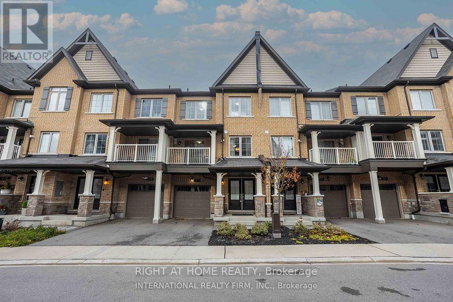 33 AMULET WAY, Whitby, Ontario