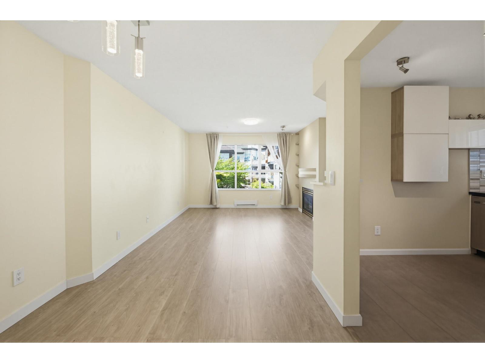 303 10186 155 Street, Surrey, British Columbia  V3R 0R6 - Photo 8 - R3121765