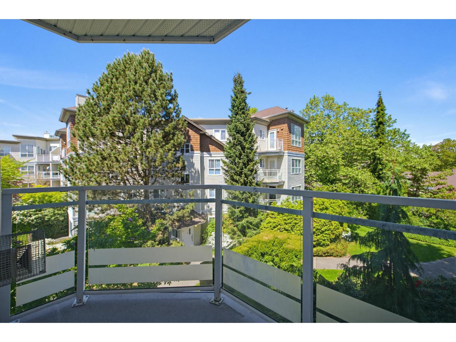 303 10186 155 Street, Surrey, British Columbia  V3R 0R6 - Photo 12 - R3121765