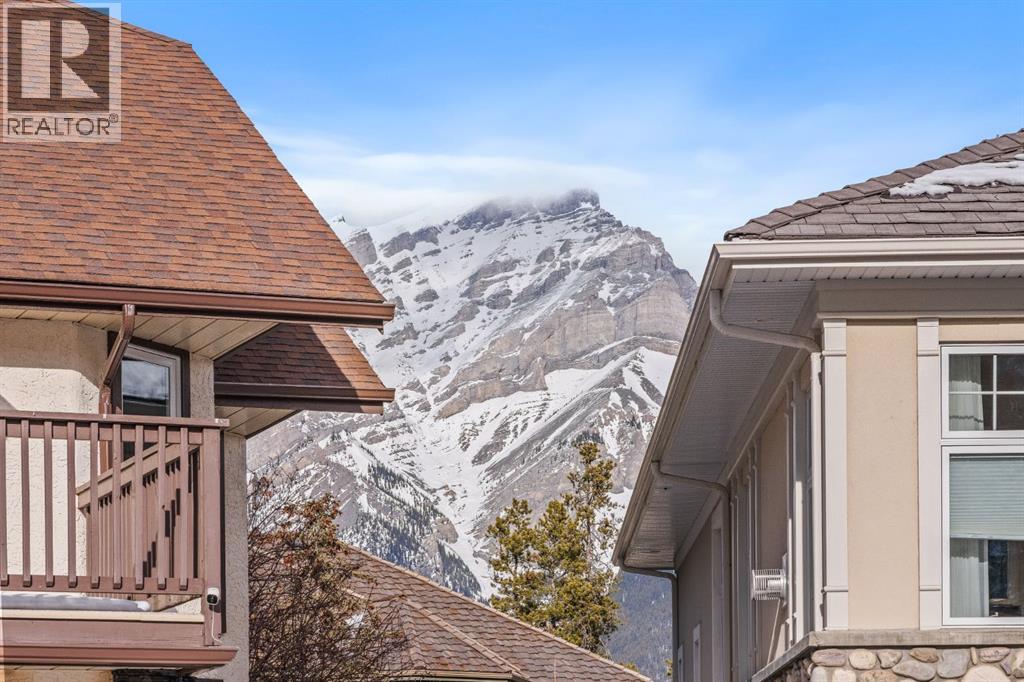 108 Lougheed Circle, Banff, Alberta  T1L 1B4 - Photo 8 - A2283298