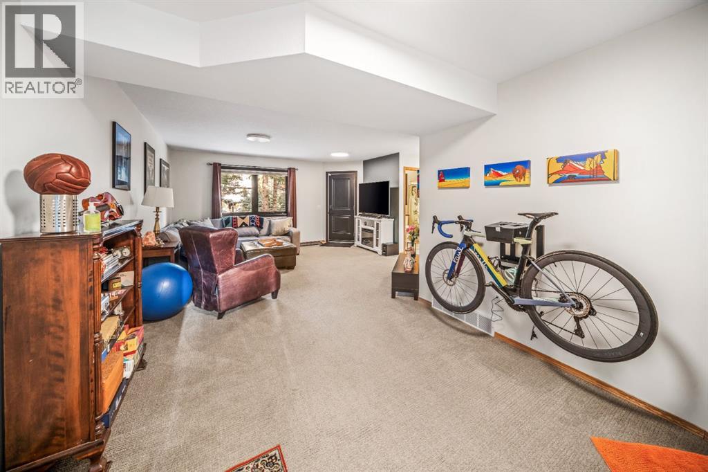108 Lougheed Circle, Banff, Alberta  T1L 1B4 - Photo 37 - A2283298