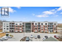 3998 VICTORIA Avenue Unit# 211, Vineland, Ontario