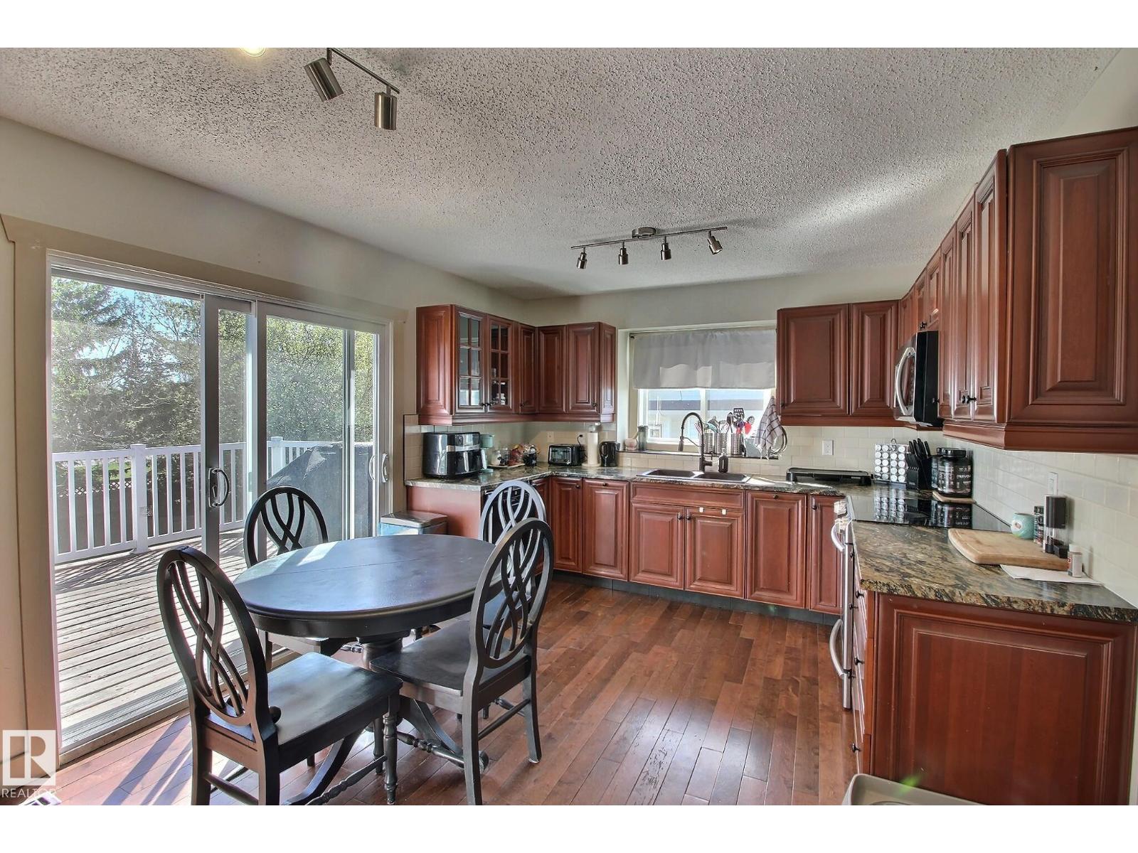 114 Westbourne Rd, Spruce Grove, Alberta  T7X 1R6 - Photo 3 - E4487469