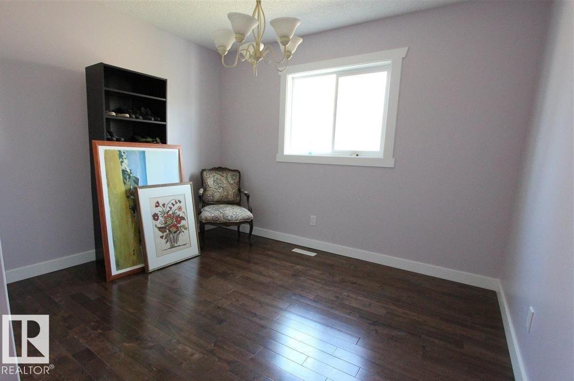 114 Westbourne Rd, Spruce Grove, Alberta  T7X 1R6 - Photo 9 - E4487469