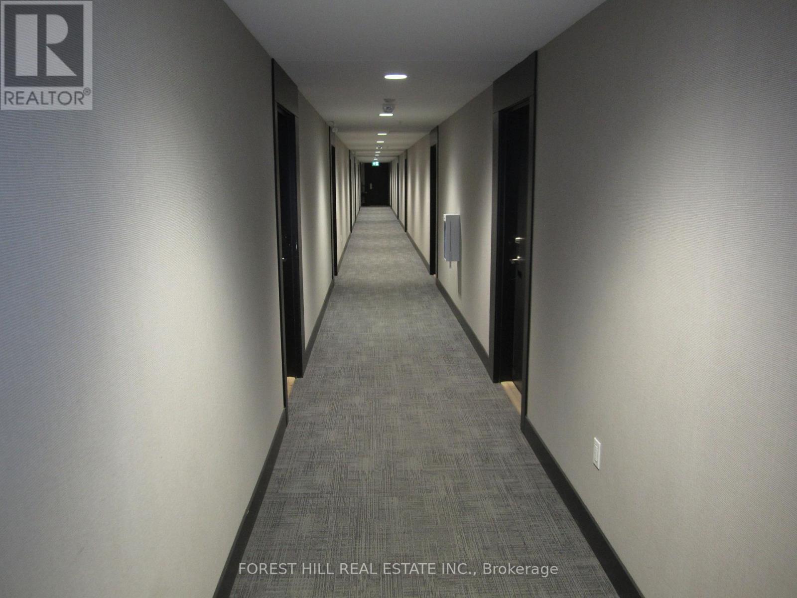 112 - 8010 Kipling Avenue, Vaughan, Ontario  L4L 0M5 - Photo 2 - N13124442