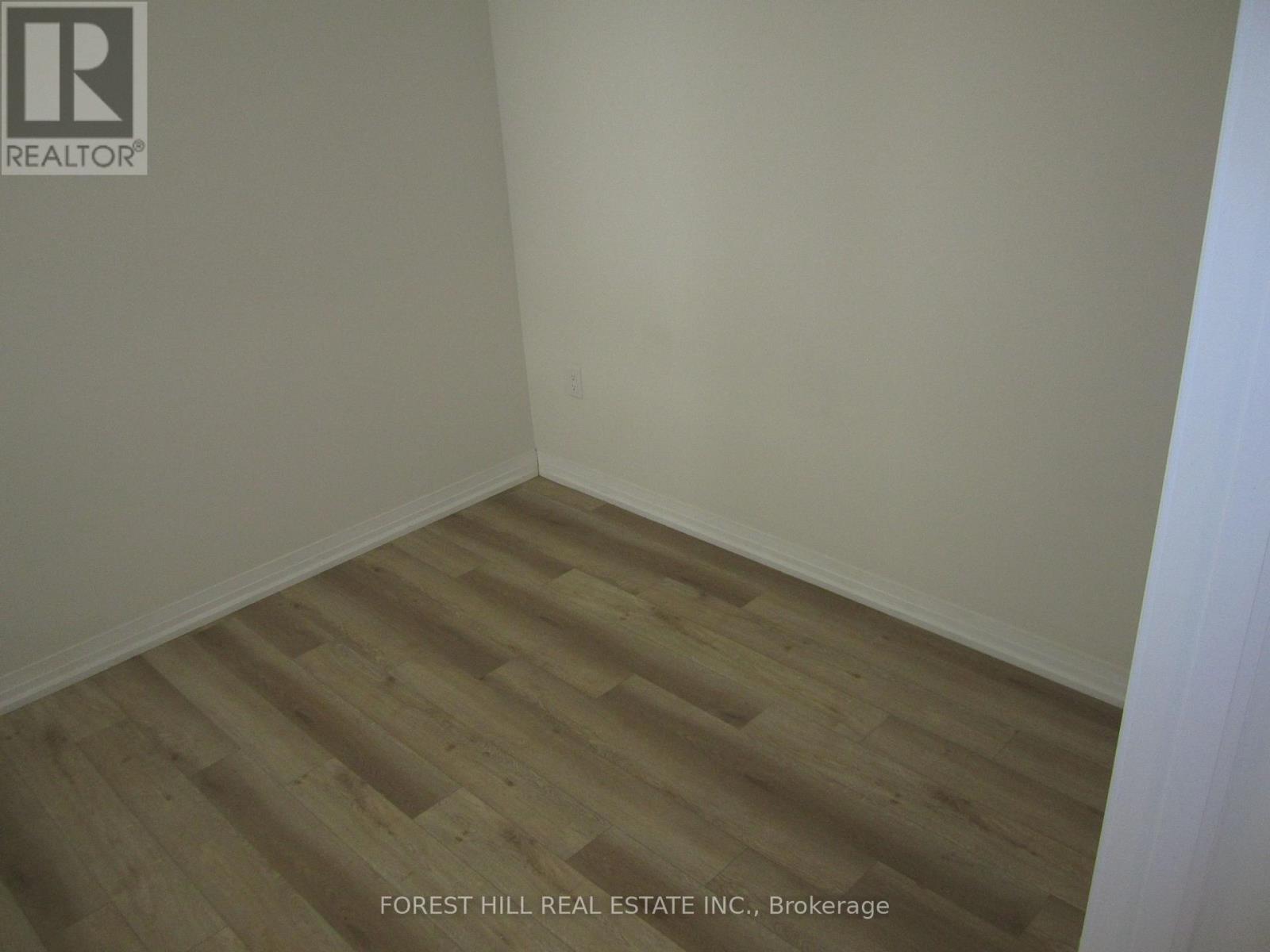 112 - 8010 Kipling Avenue, Vaughan, Ontario  L4L 0M5 - Photo 9 - N13124442