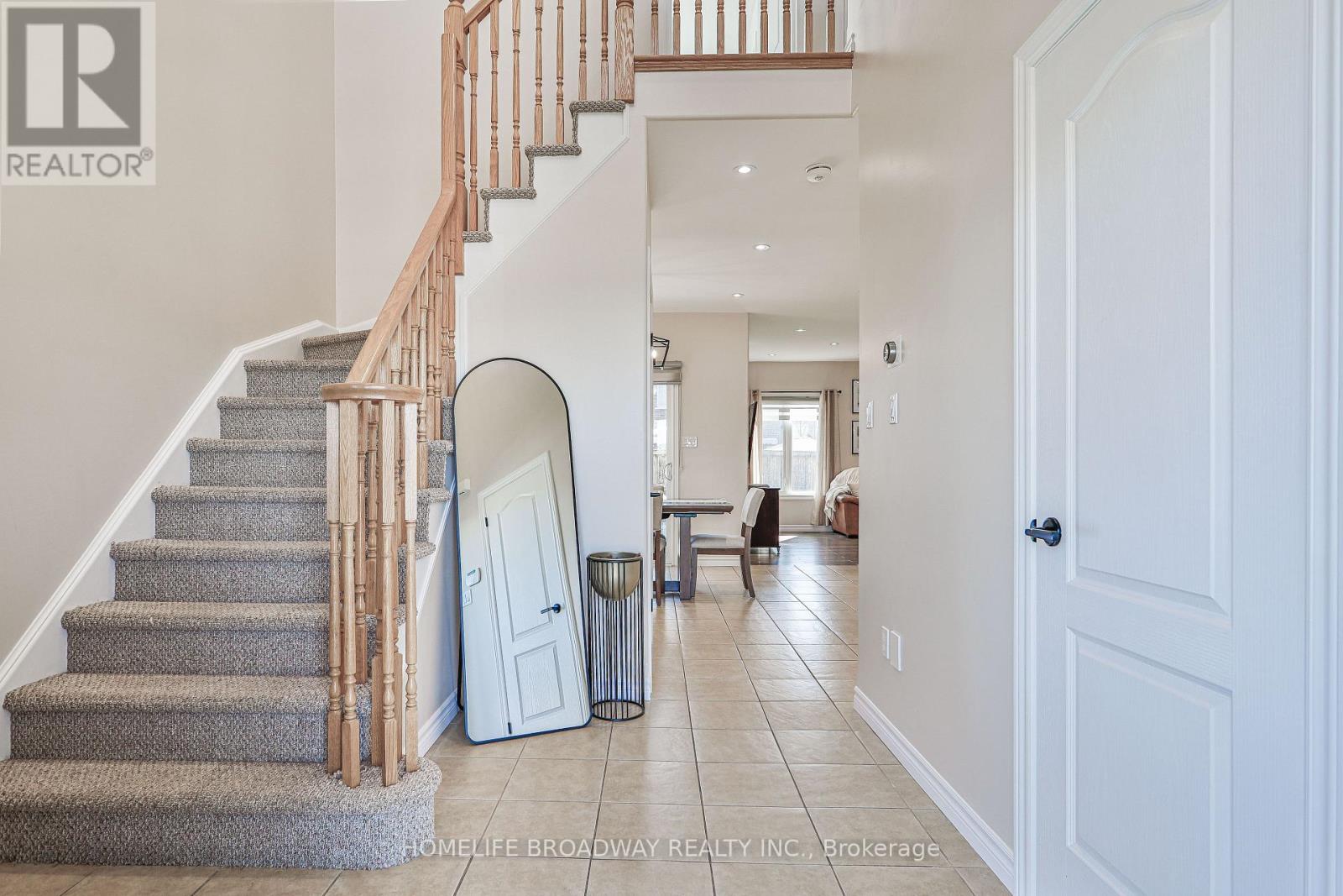 91 James A. Mccague Avenue, New Tecumseth, Ontario  L9R 0G6 - Photo 4 - N13124494