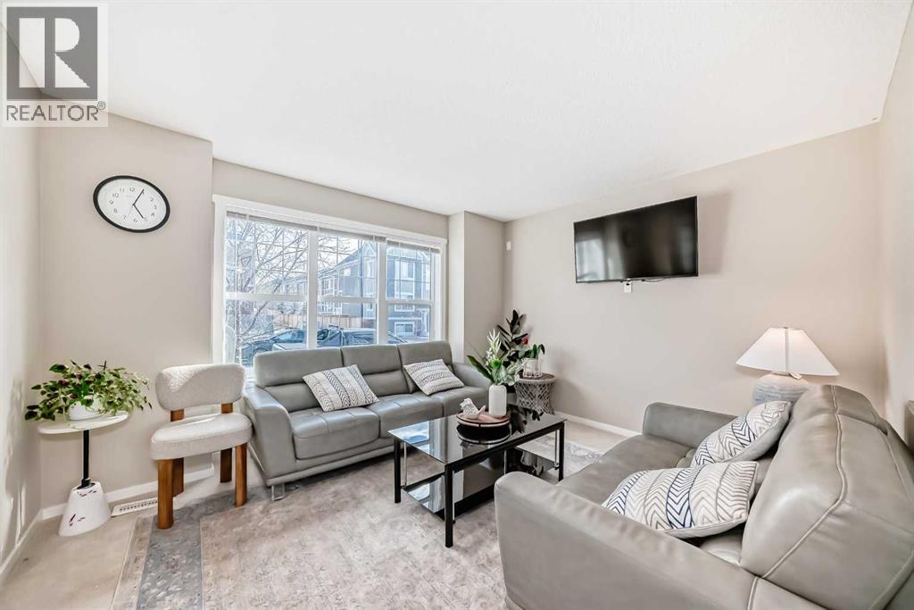 120 Evansridge Court Nw, Calgary, Alberta  T3P 0N2 - Photo 2 - A2305115