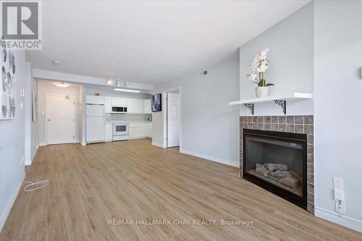 201 - 120 Bell Farm Road, Barrie, Ontario  L4M 6J2 - Photo 13 - S13124414