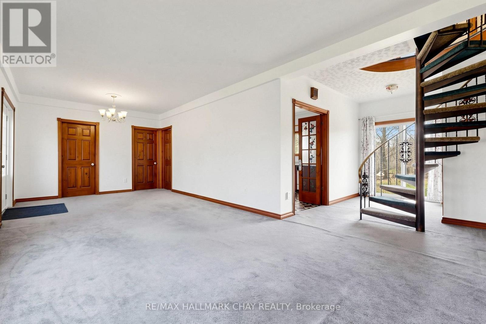 255 Poplar Avenue, Tay, Ontario  L0K 1R0 - Photo 6 - S13124458