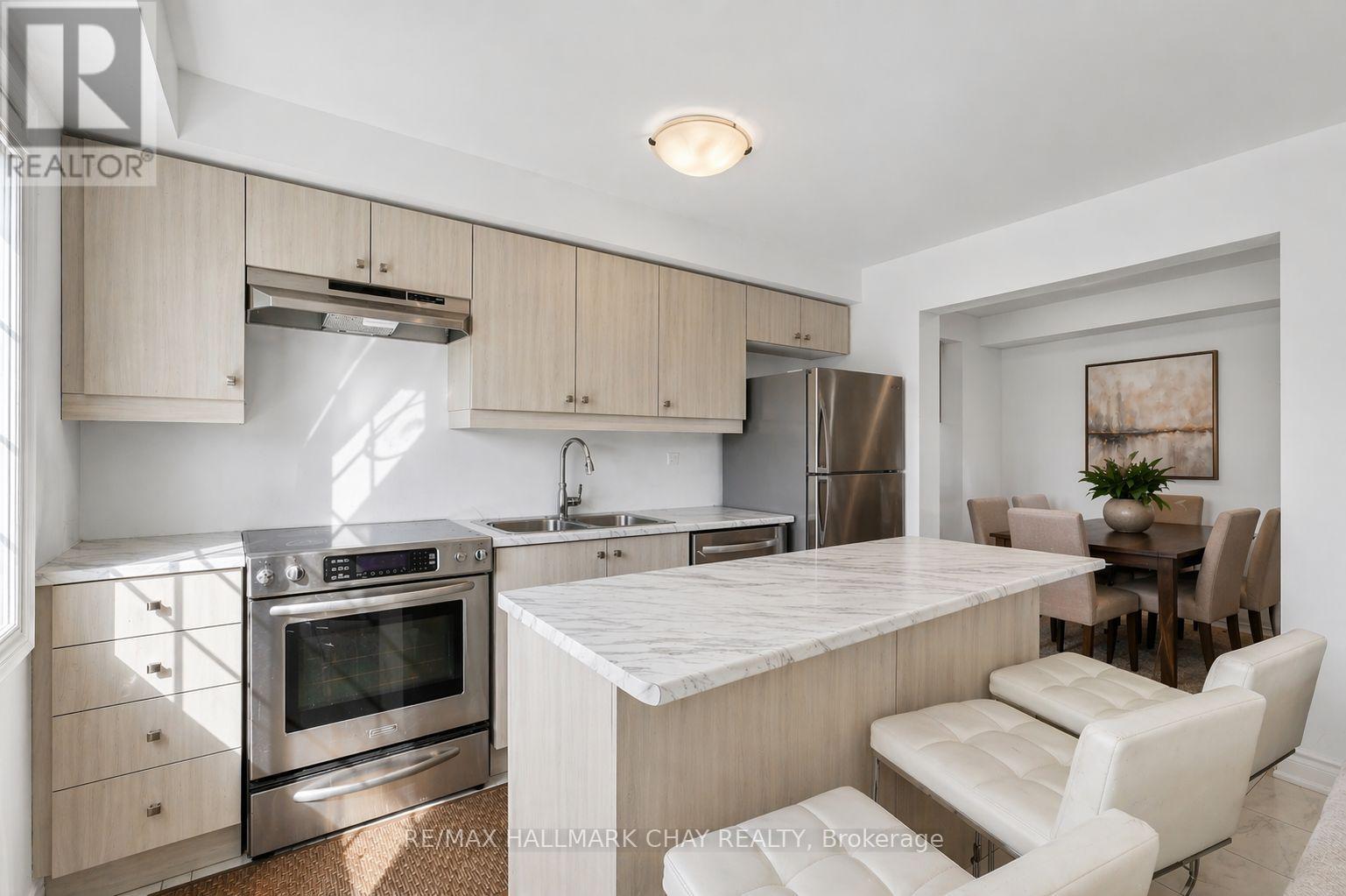 39 Kodiak Terrace, Barrie, Ontario  L9J 0J4 - Photo 8 - S13124526