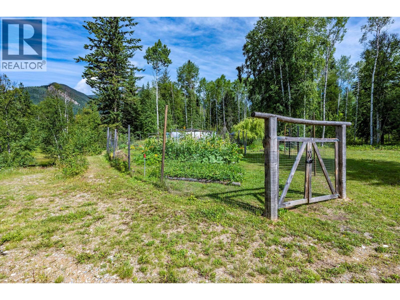 2487 Seward Rd, Golden, British Columbia  V0A 1H1 - Photo 71 - 10385861