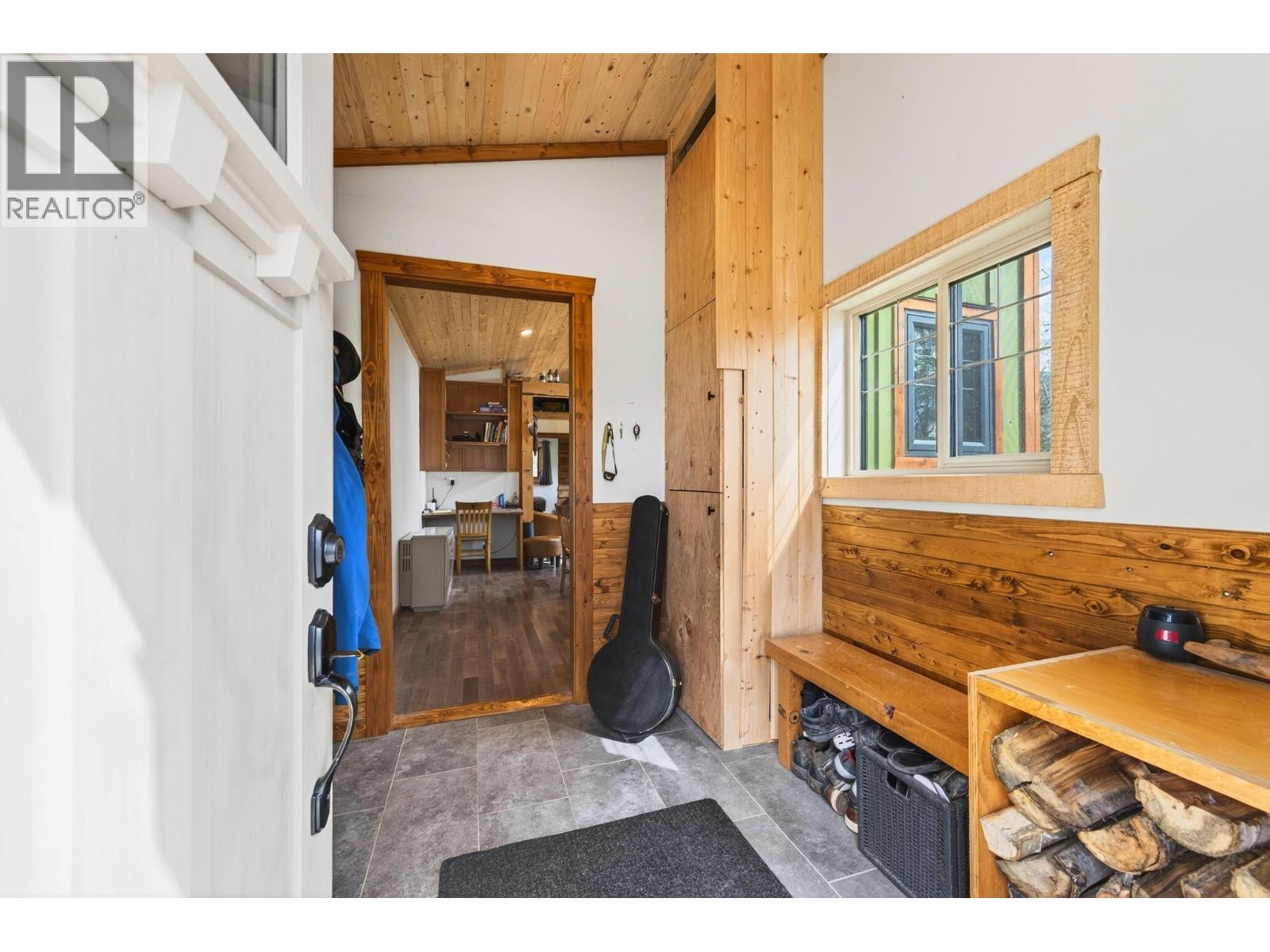2487 Seward Rd, Golden, British Columbia  V0A 1H1 - Photo 63 - 10385861