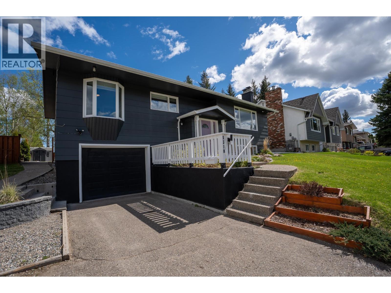5310 York Drive, Prince George, British Columbia  V2N 2A5 - Photo 2 - R3123388
